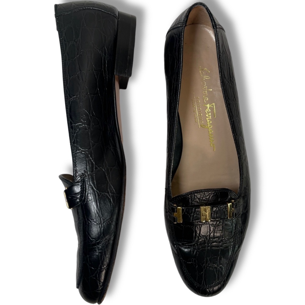 VTG SALVATORE FERRAGAMO Ponza BLACK Croc Loafers Womens 8 Gold Leather Shoes